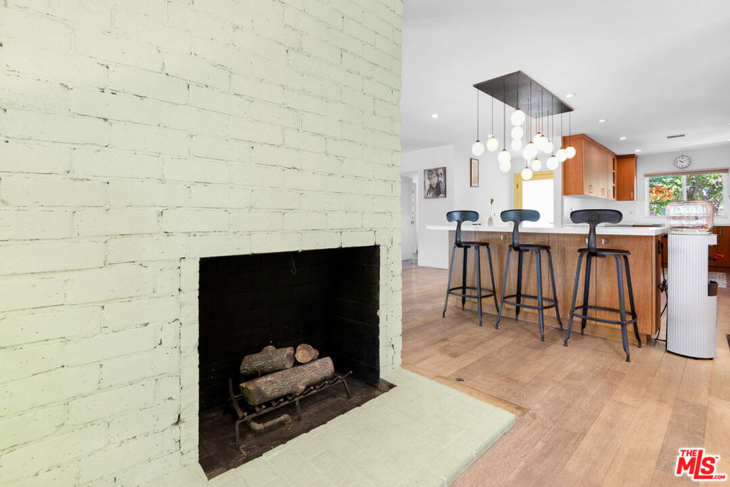 MLS #25625483 img 18