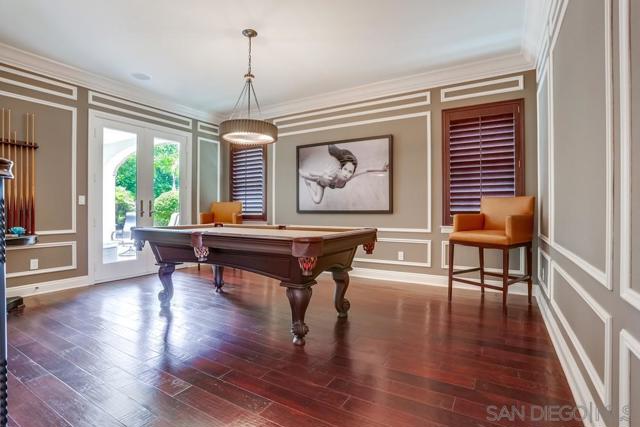 6977 Corte Langosta, Carlsbad CA: https://media.crmls.org/mediaz/ef670754-b8b0-4373-a4ee-3554649c92d8.jpg