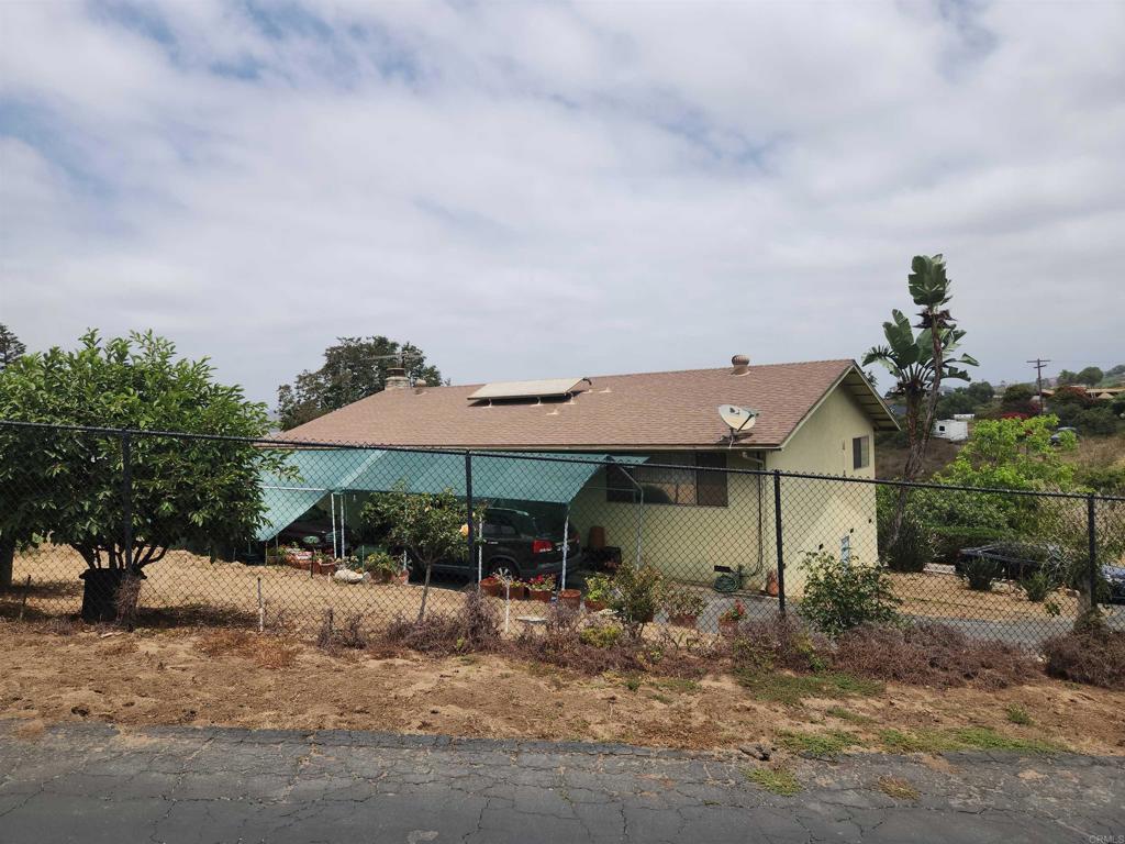 410 Hutchison Street