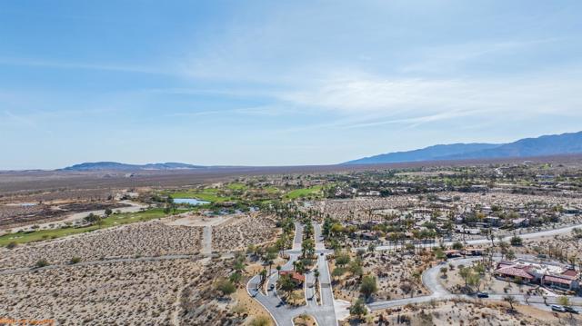 1620 Las Casitas Dr, Borrego Springs CA: https://media.crmls.org/mediaz/ef686f67-3dd2-4f46-a832-d33a143bb4f7.jpg