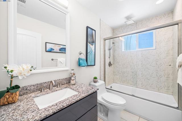 1244 Locust St, Livermore CA: https://media.crmls.org/mediaz/ef687570-407e-4474-8194-9eda2f723974.jpg