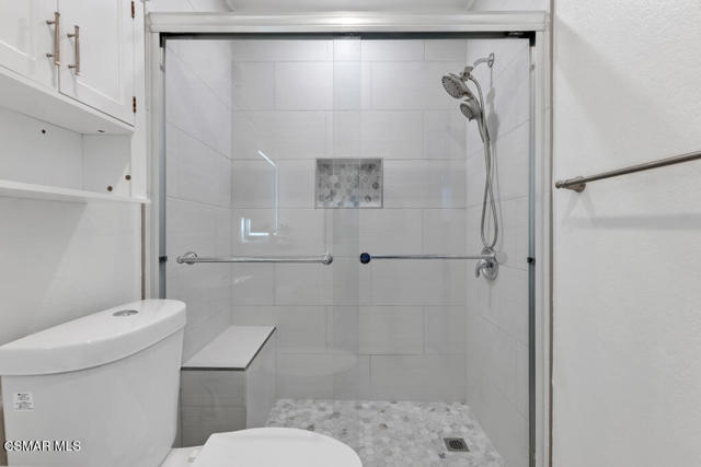 6211 Anastasia Street, Simi Valley CA: https://media.crmls.org/mediaz/ef689d73-bd51-4e32-bf02-71a5f5b1120c.jpg