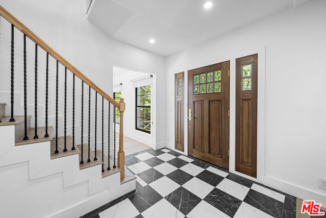 1722 N Vista Street, Los Angeles CA: https://media.crmls.org/mediaz/ef68f1e5-862d-4419-8825-8475b14794fd.jpg