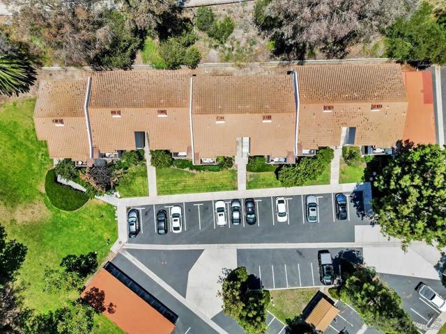 5055 Collwood Way, San Diego CA: https://media.crmls.org/mediaz/ef69da39-877f-4cd4-a4e9-c9f93e5d95b8.jpg