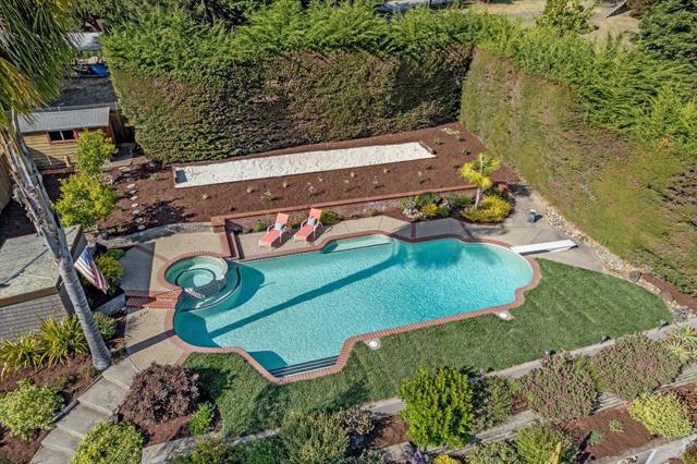 1445 Day Valley Road, Aptos CA: https://media.crmls.org/mediaz/ef6a39e4-3511-4a4f-973c-009dd0e11a2f.jpg