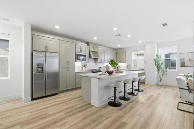 9065 Tallship Way, Newark CA: https://media.crmls.org/mediaz/ef6a3d1b-a73c-4007-90fb-b9ad7e9eadad.jpg