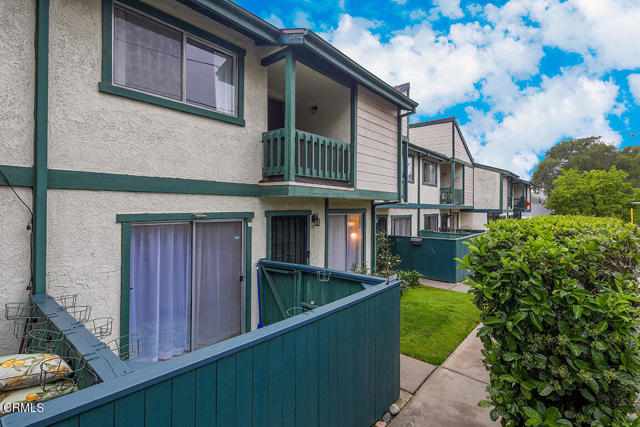 6832 1/2 Saint Estaban Street, Los Angeles CA: https://media.crmls.org/mediaz/ef6a7802-6c6c-4704-962c-eeea681a6c1d.jpg