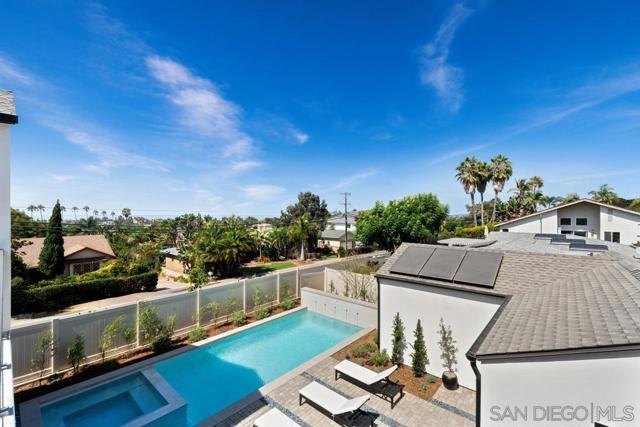 2910 Highland Dr., Carlsbad CA: https://media.crmls.org/mediaz/ef6b3981-19db-481b-a958-355d998c6a27.jpg
