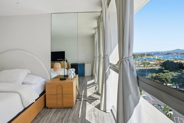 Detail Gallery Image 14 of 32 For 1730 Avenida Del Mundo #502,  Coronado,  CA 92118 - 2 Beds | 2 Baths