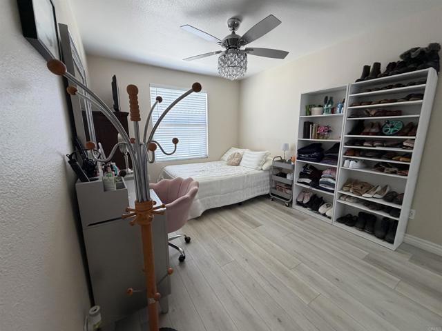 2175 Condor Drive, Chula Vista CA: https://media.crmls.org/mediaz/ef6cdd00-1952-42d4-a79c-de5da8e5eee1.jpg