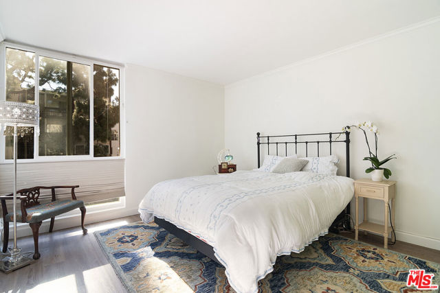 2 Bed Home for Sale in Culver City, California