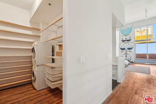 1850 Industrial Street, Los Angeles CA: https://media.crmls.org/mediaz/ef6d212b-531b-470d-a3e4-3a1c63a8dd24.jpg