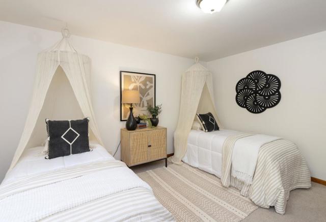 573 Meadow Road, Aptos CA: https://media.crmls.org/mediaz/ef6e03ee-7e42-44bd-91fd-b38999e907cb.jpg