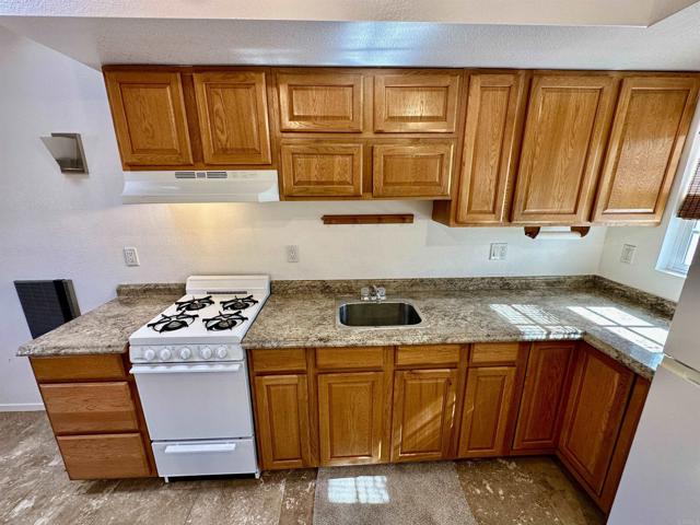 Detail Gallery Image 28 of 61 For 2445 S. Stage Coach Ln, Fallbrook,  CA 92028 - 4 Beds | 3 Baths