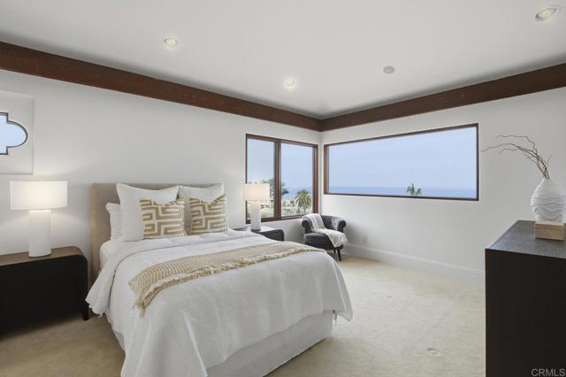 1745 Amalfi Street, La Jolla CA: https://media.crmls.org/mediaz/ef6ec59a-0cbb-4cff-bad0-ddd54bc4a2b9.jpg