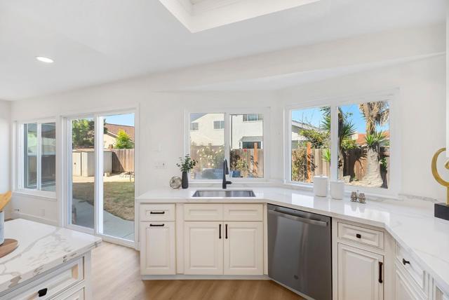 1817 Trudean Way, San Jose CA: https://media.crmls.org/mediaz/ef6f2fbf-6db7-452d-9d84-8d1813363a42.jpg