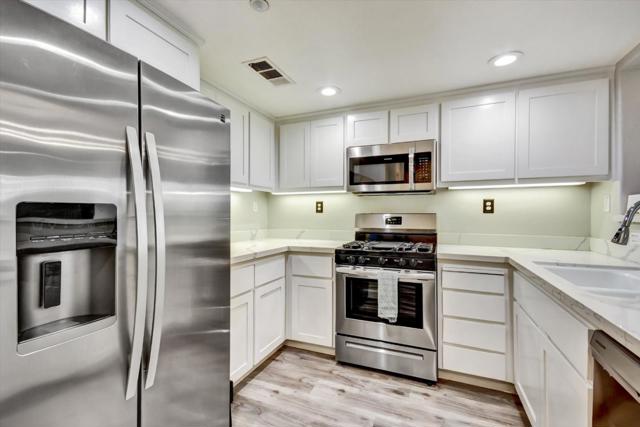 2043 Sonador Commons, San Jose CA: https://media.crmls.org/mediaz/ef6f6825-c7b1-4a8f-bd26-c6b2996eda75.jpg
