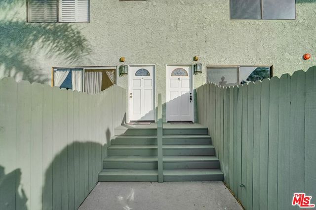 1832 Rockefeller Lane, Redondo Beach, California 90278, 2 Bedrooms Bedrooms, ,2 BathroomsBathrooms,Residential,For Sale,Rockefeller,25603743 1832 Rockefeller Lane, Redondo Beach, California 90278, 2 Bedrooms Bedrooms, ,2 BathroomsBathrooms,Residential,For Sale,Rockefeller,25603743