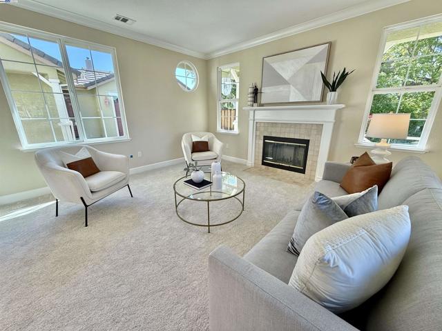 752 Barleta Ln, Livermore CA: https://media.crmls.org/mediaz/ef707d33-2fcc-441e-a44a-5e5832bd8d23.jpg
