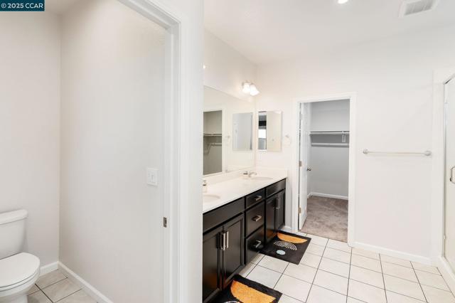 9603 Del Seis Dr, Sacramento CA: https://media.crmls.org/mediaz/ef708797-a9dc-450b-ac6f-57b1f7d8f02d.jpg