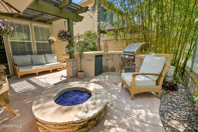 477 Parkview Court, Simi Valley CA: https://media.crmls.org/mediaz/ef70b105-acff-4687-8023-17adcf1dc97a.jpg