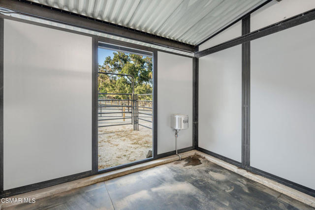 Image 10 of 38 For 10869 Farralone Avenue