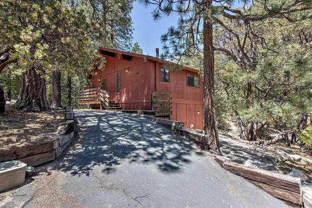 53080 Walters Drive, Idyllwild, California 92549, 2 Bedrooms Bedrooms, ,1 BathroomBathrooms,Single Family Residence,For Sale,Walters,219114558DA