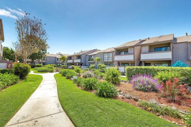 9209 Village Glen Dr, San Diego CA: https://media.crmls.org/mediaz/ef723047-0e10-4ad6-82fc-46796b3332ec.jpg