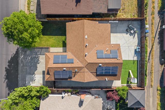 816 Bowen Avenue, Modesto CA: https://media.crmls.org/mediaz/ef72af3b-b8ec-4907-8a9e-22f81a9d1a3e.jpg
