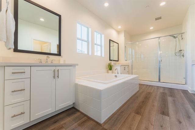 Detail Gallery Image 10 of 27 For 1127 Calle Pilares, Chula Vista,  CA 91913 - 4 Beds | 3/1 Baths