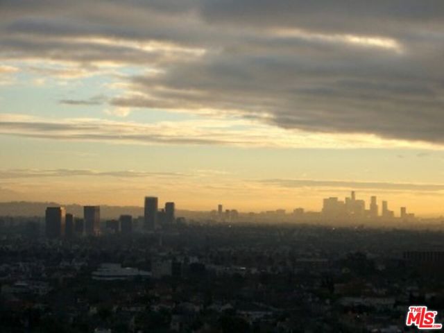 2170 Century Park East, Los Angeles CA: https://media.crmls.org/mediaz/ef743ece-d4d8-4fcc-b131-7db5b530c85b.jpg