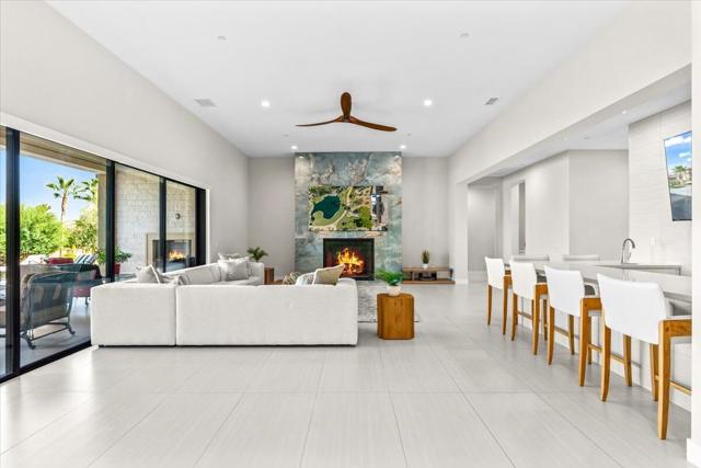 57870 Stone Creek W Trail, La Quinta CA: https://media.crmls.org/mediaz/ef74abb0-8272-4aac-aba2-5bc1a7ba3ae4.jpg