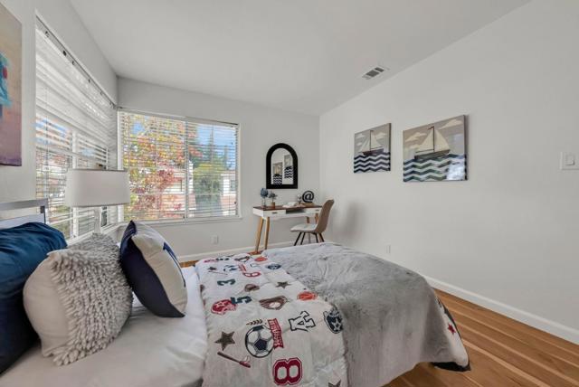 221 Victory Circle, San Ramon CA: https://media.crmls.org/mediaz/ef75391b-e873-493e-99c9-191fecc46560.jpg