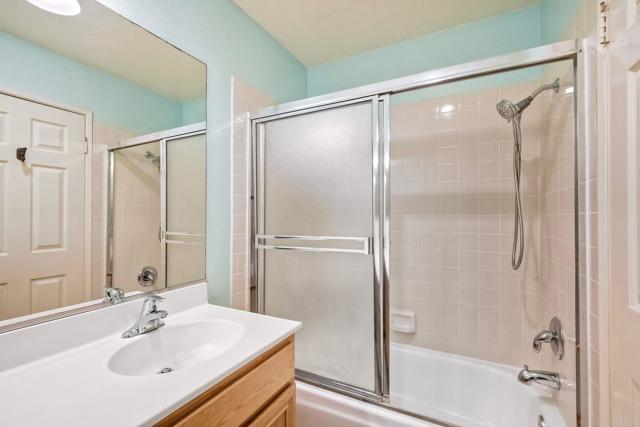 11840 Caminito Ronaldo, San Diego CA: https://media.crmls.org/mediaz/ef75642c-bac4-4c3d-a47b-336087e3ae2a.jpg
