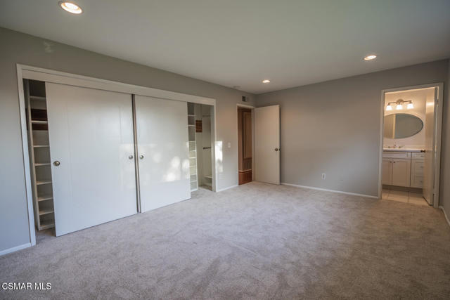 3065 Starling Avenue, Thousand Oaks CA: https://media.crmls.org/mediaz/ef767ebe-223e-463e-90ab-e3bdf4857469.jpg