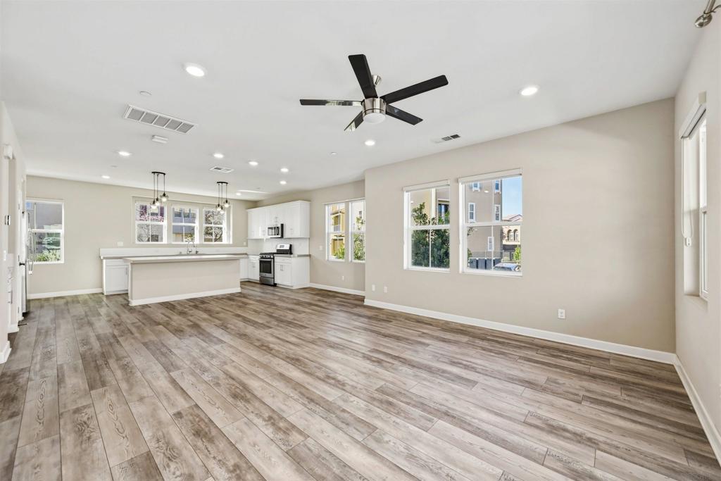 11038 Peyton Way - photo 2