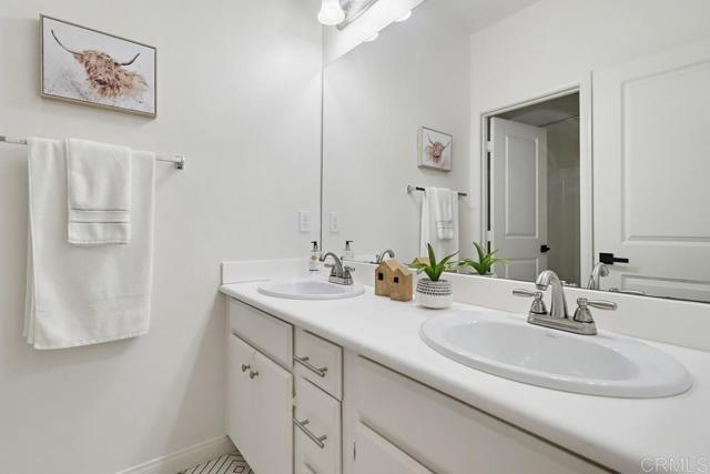 Detail Gallery Image 34 of 46 For 1720 Santa Ivy Ave, Chula Vista,  CA 91913 - 5 Beds | 3/1 Baths