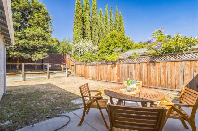 5194 Running Bear Drive, San Jose CA: https://media.crmls.org/mediaz/ef7814a4-ffce-4a93-8860-aabb5eef9455.jpg