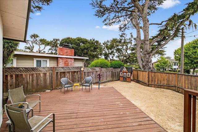 255 Sinex, Pacific Grove CA: https://media.crmls.org/mediaz/ef789b2a-6dc8-48fb-b119-2247d94b61c2.jpg