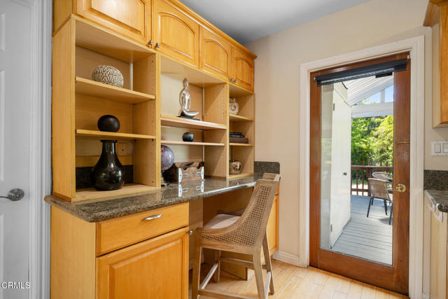 Detail Gallery Image 20 of 71 For 4917 Angeles Crest Hwy, La Canada Flintridge,  CA 91011 - 4 Beds | 3 Baths