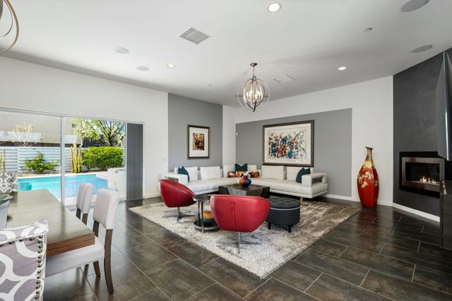 428 Chelsea Drive, Palm Springs CA: https://media.crmls.org/mediaz/ef79bd60-2a98-4581-b3b5-2a7d6fa709bf.jpg