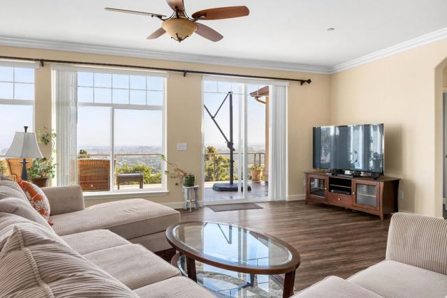 960 Smith Road, Watsonville CA: https://media.crmls.org/mediaz/ef79d1b4-2654-4231-84ff-eb184e1dc77a.jpg