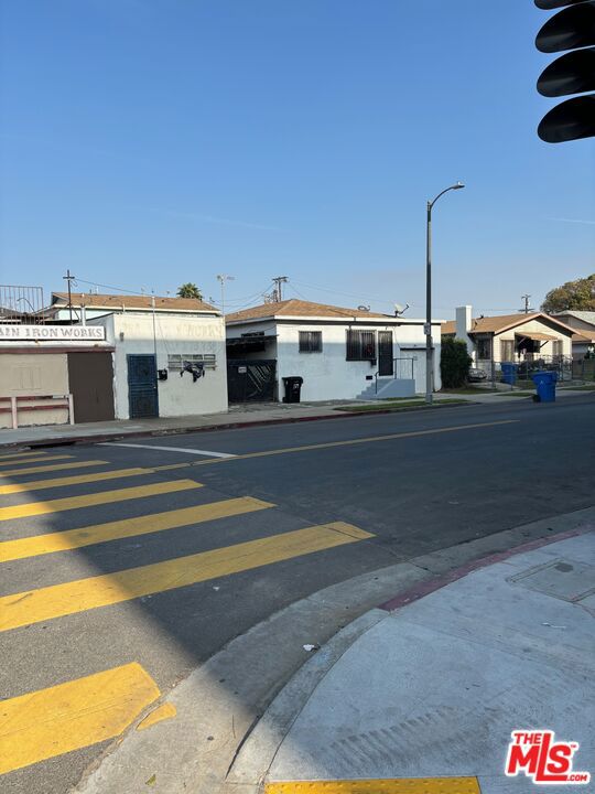107 67th Street, Los Angeles, California 90003, ,Multi-Family,For Sale,67th,24401287