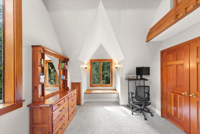 1 Memory Lane, La Honda CA: https://media.crmls.org/mediaz/ef7b103f-399d-46e7-acbe-15da7d90568a.jpg