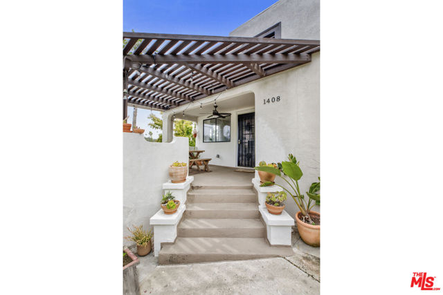 1404 Maltman Ave, Los Angeles, CA 90026