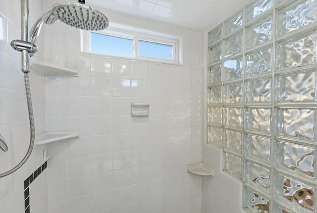 Detail Gallery Image 43 of 70 For 3539 Mount Laurence Dr, San Diego,  CA 92117 - 4 Beds | 3 Baths