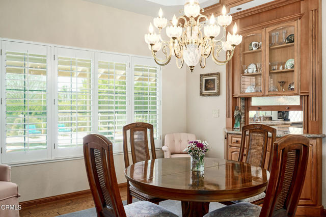 11616 E Las Posas Road, Camarillo CA: https://media.crmls.org/mediaz/ef7d4480-f55f-487b-a897-dbcb506dddf7.jpg