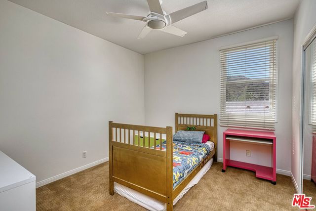 3458 Malaga Court, Calabasas CA: https://media.crmls.org/mediaz/ef7d7173-fa36-4d09-b7b5-96f1bc012a21.jpg