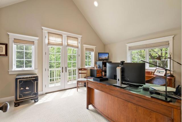 20470 Montalvo Heights Drive, Saratoga CA: https://media.crmls.org/mediaz/ef7f099f-2332-4867-8092-7570f8581cc0.jpg