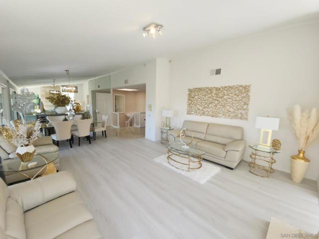 3933 Pinnacle Pl, Escondido CA: https://media.crmls.org/mediaz/ef821934-c230-4da2-9dca-b3b7c054ffb5.jpg
